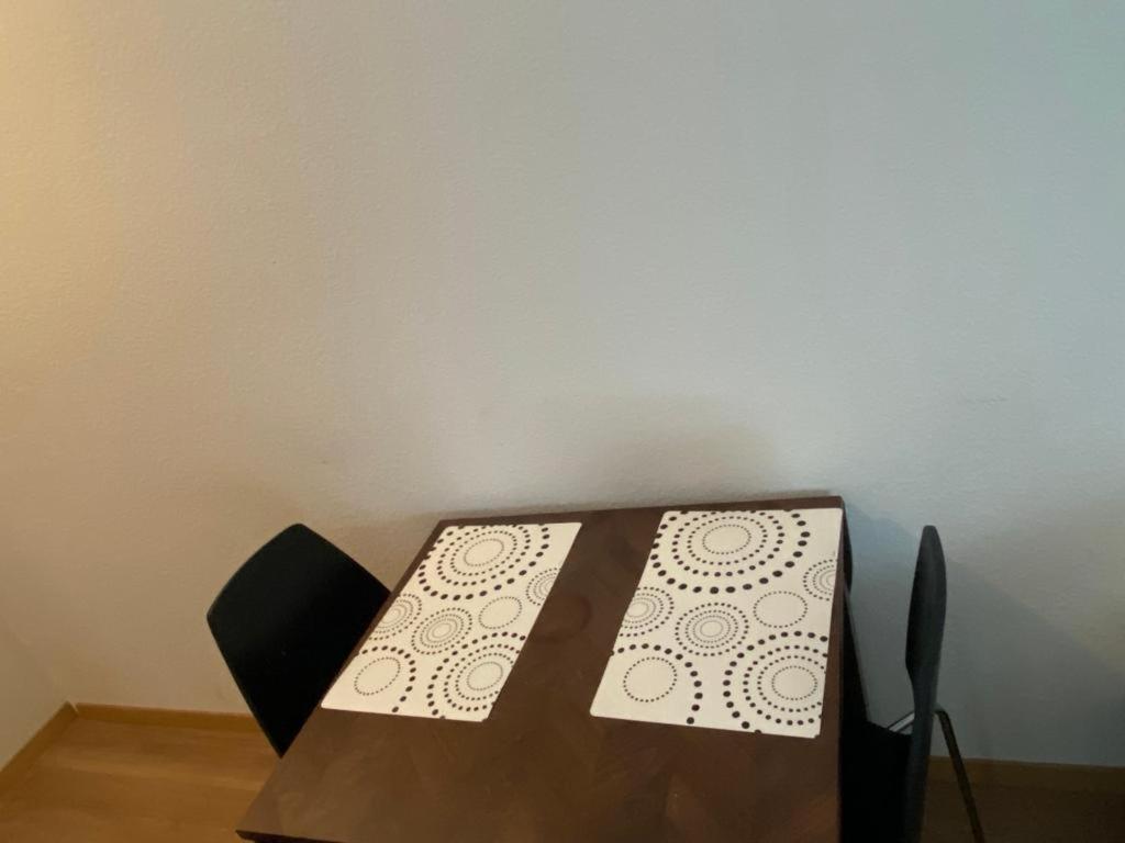 In City Centre Apartment *